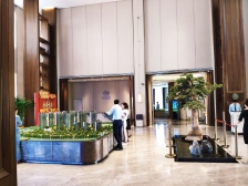 大正水晶森林二期 通透三房两厅两卫 玻璃幕墙铝板外面