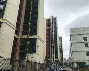 SM锦悦3室1厅西北