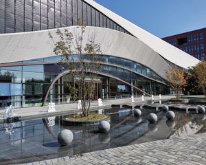 全新装修,房东想快出,楼层不错,单价低