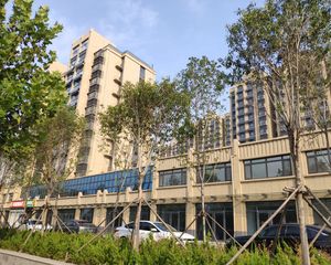 薛口育德家园观景楼层带车位储藏室精装修任兴