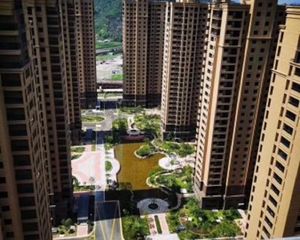 楼层好楼层好,房子方正,交通方便,生活便利