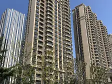 恒大海滨路上东向观海的好楼层小房子 带租约出售