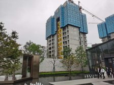 四方双卫一楼带大花园 诚心出售看房方便