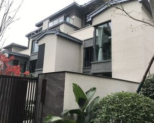 明信凤栖台3室2厅南北