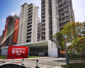 保利央企南向复式三房全新未住近地铁