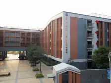 广州融创文旅城B2区 4房2厅2卫 143㎡