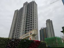 人居长岛荟城4室2厅西南