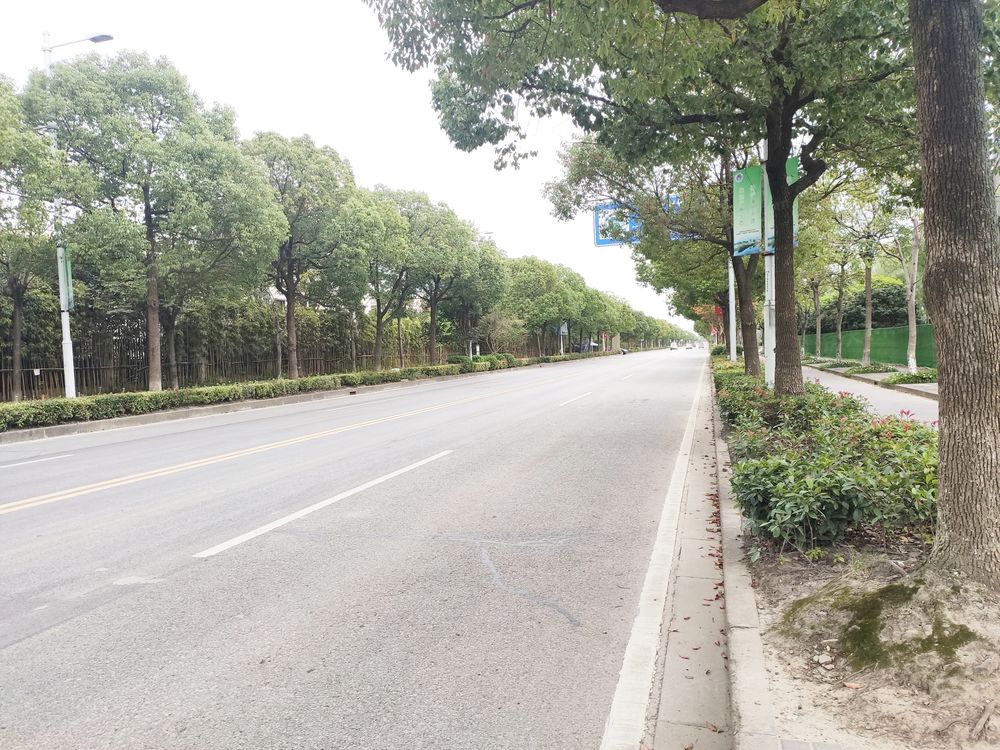 小区相关图