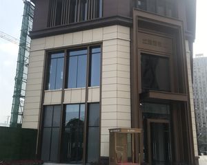 龙腾御锦城 3室2厅 西南