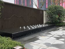 西宸春天4室2厅南北