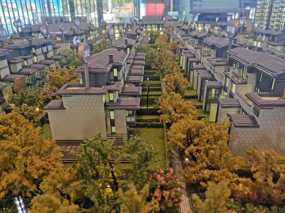 小区相关图