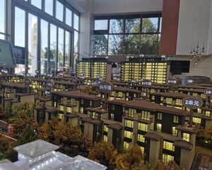 明信凤栖台5室2厅南