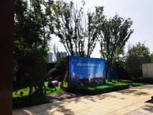 方正户型,连体落地大阳台,中间楼层,小区C位!