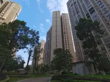 小区绿化环境好,人车分流,诚心出售