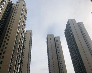 【太阳城】| 湘潭市雨湖区昭潭街道湘衡路289号太阳城第一期1、2栋1单元0601006号房产所有权及其项下国有土地使用权