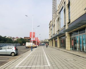 太阳城家居小区4室2厅南北