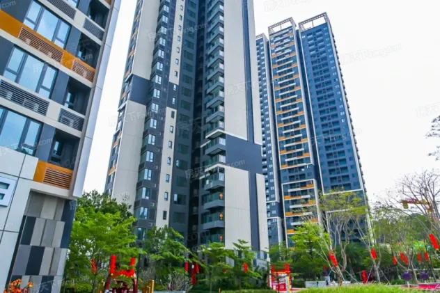 里城玺樾山三期怎么样:小区里可玩的也不少,建设.-深圳房天下楼盘点评