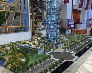 中间楼层大户型,户型通透,采光好,视野好