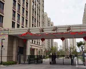 吾悦广场旁,楼层采光好,小区人车分流,楼间距宽,,