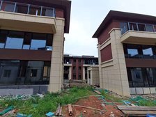 北大资源 四期 位置好 大花园 左右都入住