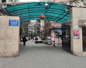 锦东路253号 2室1厅 东北