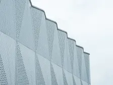 招商开发,轻轨旁,精装大4房,配套家电齐全