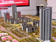 金科博翠下叠 含车位340万出售 还带60方左右花园