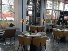 石桥铺龙湖商圈 双轻轨 次新小区 户型方正 采光好