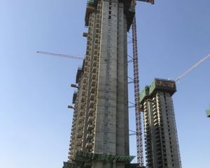 东花坛次新小区,人车分流,全新毛坯房