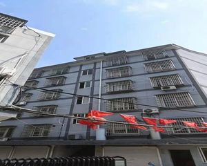 东成小区,楼层好,视线好,近地铁