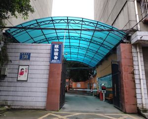 酱园南街135号院3室2厅东南