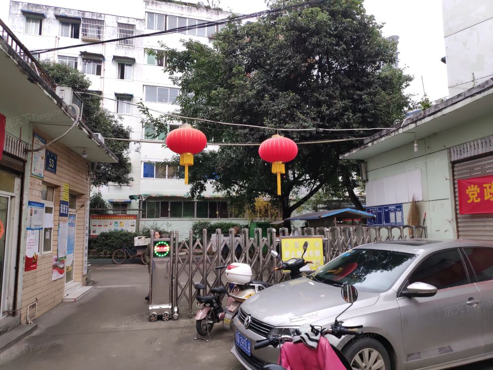 小区相关图