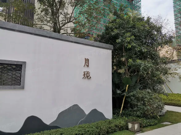 方圆云山诗意鹤山