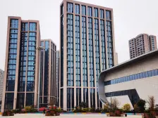 华熙商圈旁 双轻轨配套 出门公交站 业主诚心出售