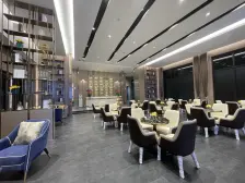 松湖明珠大平层精装修业主自住房出售