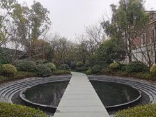 此房手续齐全,格局好,采光好,无遮挡,出行方便