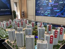 此房屋产权清晰,70年住宅,户型方正