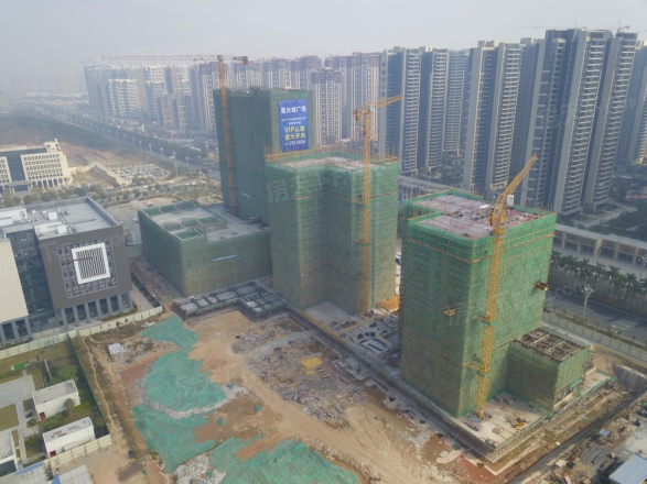 星光城广场实景图