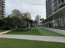 一山湖高楼层两居室采光通风很好