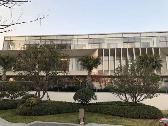 滨江湖光山社实景图
