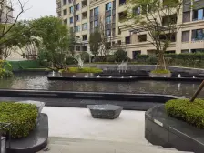 叠拼上叠横厅户型+前后中庭居家安静