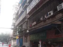 桂花社区矿泉小区 4室2厅 南 北