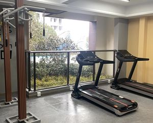 金地中奥九颂都会之光3室2厅南