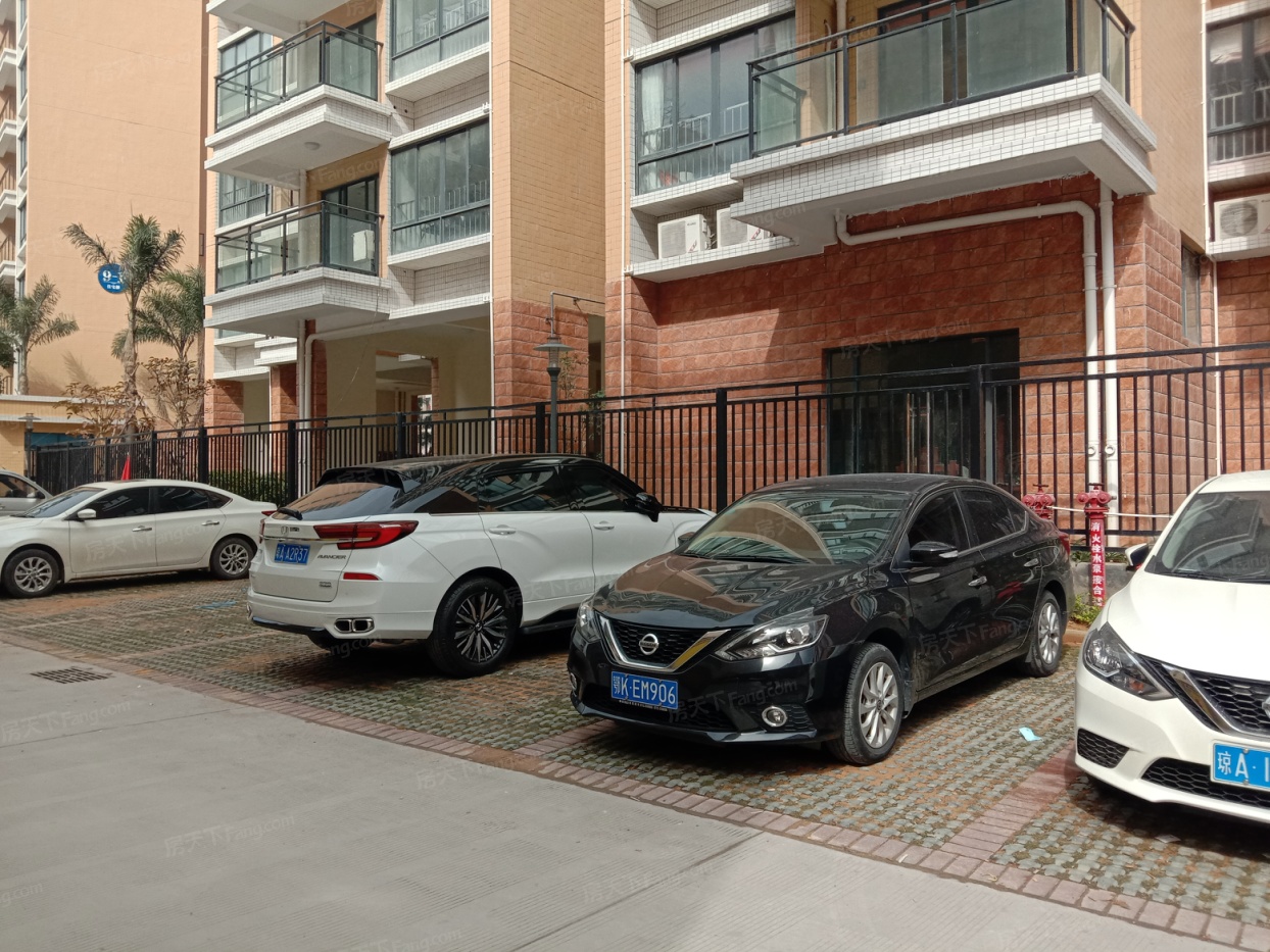 琼海商业步行街实景图