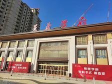 业主诚意出售,小区绿化好,停车方便,看房方便。