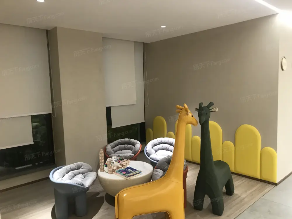 小区相关图