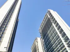 中间楼层,诚心出售,接受市场价,有密码随时可看