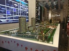 保利天悦二期小高层四室双卫南北通透