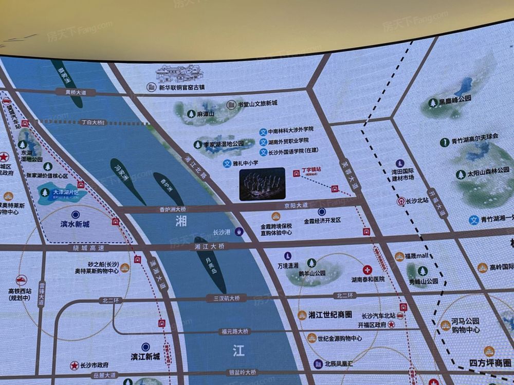 小区相关图