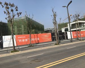 德商碧云天玺4室2厅西北